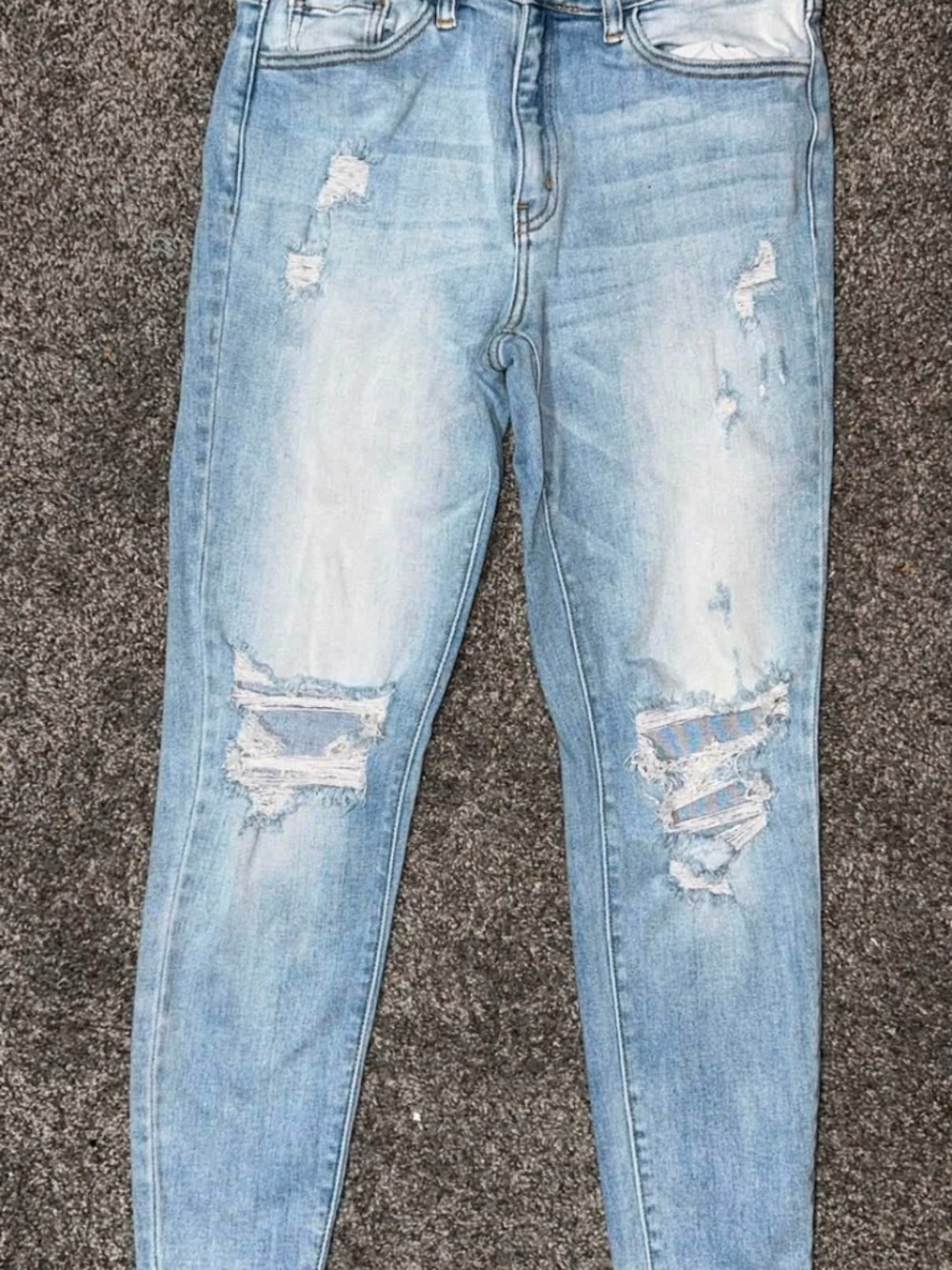 Light Blue Distressed Women’s Jeans